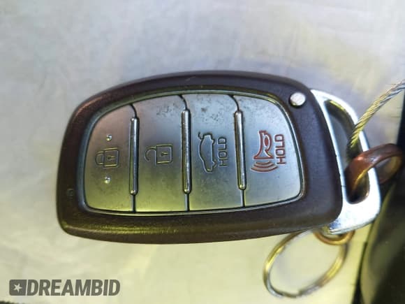 ✅ 2018 Hyundai Elantra SEL • VIN: 5NPD84LF8JH224509 • Lot: 43626514. Listed on IAAI with 23,847 mi. Free auction sales archive from the USA and detailed vehicle history report at DreamBid. Image 11.