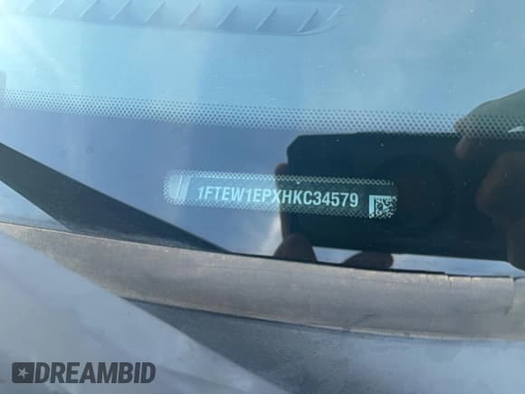 ✅ 2017 Ford F-150 XL • VIN: 1FTEW1EPXHKC34579 • Lot: 93689015. Wystawiony na Copart z przebiegiem 50 511 mil. Bezpłatny archiwum sprzedaży aukcyjnych z USA i szczegółowy raport historii pojazdu na DreamBid. Zdjęcie 10.