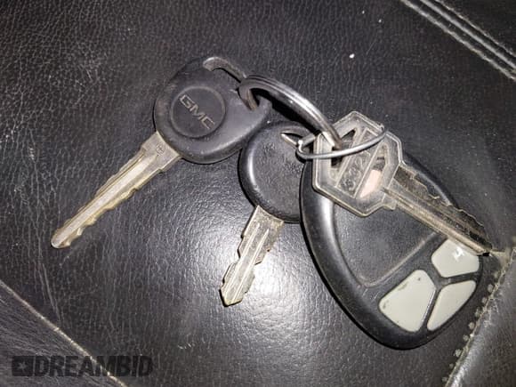 ✅ 2011 GMC Sierra 2500HD SLE • VIN: 1GT120CG0BF136863 • Lot: 43131185. Wystawiony na IAAI z przebiegiem 167 591 mil. Bezpłatny archiwum sprzedaży aukcyjnych z USA i szczegółowy raport historii pojazdu na DreamBid. Zdjęcie 11.