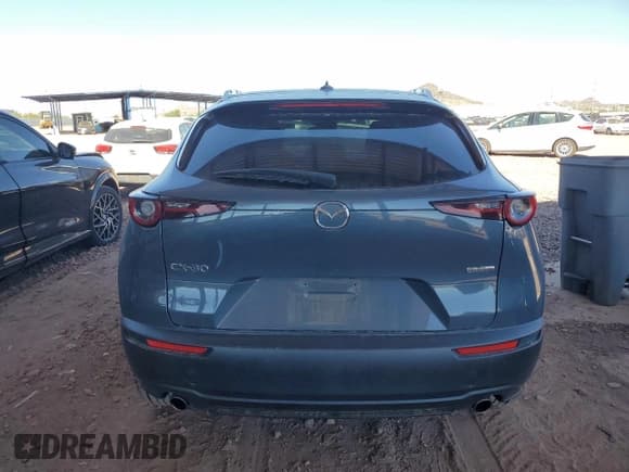 ✅ 2020 Mazda CX-30 Premium • VIN: 3MVDMAEMXLM122033 • Lot: 81964355. Wystawiony na Copart z przebiegiem 54 508 mil. Bezpłatny archiwum sprzedaży aukcyjnych z USA i szczegółowy raport historii pojazdu na DreamBid. Zdjęcie 6.