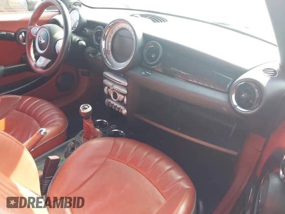 2010 MINI Hardtop S with VIN WMWMF7C50ATX41701, listed as a IAAI auction lot 43607245 with 146,196 mi miles and . Bid and sale history available at DreamBid. Image 5.