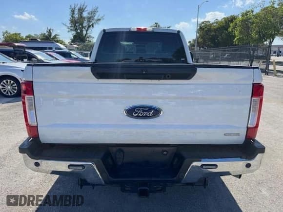 ✅ 2019 Ford F-250 XL • VIN: 1FT7X2A6XKED16231 • Lot: 85536435. Wystawiony na Copart z przebiegiem 107 278 mil. Bezpłatny archiwum sprzedaży aukcyjnych z USA i szczegółowy raport historii pojazdu na DreamBid. Zdjęcie 6.