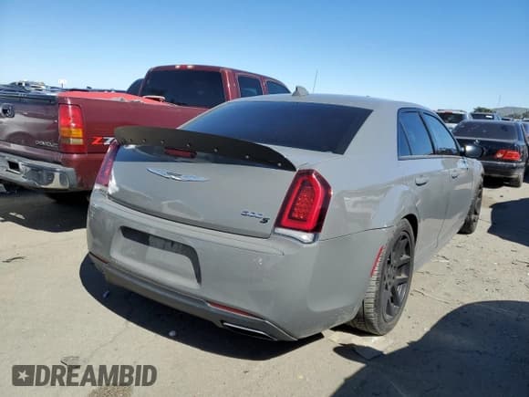 ✅ 2017 Chrysler 300 S Alloy Edition • VIN: 2C3CCABT5HH577636 • Lot: 46653564. Listed on Copart with 63,539 mi. Free auction sales archive from the USA and detailed vehicle history report at DreamBid. Image 3.