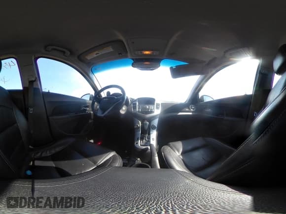 ✅ 2015 Chevrolet Cruze LT • VIN: 1G1PE5SB6F7248693 • Lot: 43343845. Wystawiony na IAAI z przebiegiem 161 384 mil. Bezpłatny archiwum sprzedaży aukcyjnych z USA i szczegółowy raport historii pojazdu na DreamBid. Zdjęcie 18.