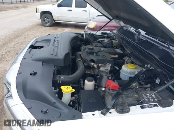 ✅ 2019 Ram 2500 Big Horn • VIN: 3C6UR5DL7KG587151 • Лот: 42086628. Опубликован ранее на IAAI с пробегом 137 868 миль. Бесплатный доступ к архиву аукционных продаж из США и подробный отчёт об истории автомобиля на DreamBid. Изображение 17.