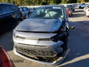 ✅ 2023 Kia Rio S • VIN: 3KPA25AD2PE585484 • Lot: 85499815. Wystawiony na Copart z przebiegiem 35 421 mil. Bezpłatny archiwum sprzedaży aukcyjnych z USA i szczegółowy raport historii pojazdu na DreamBid. Zdjęcie 5.