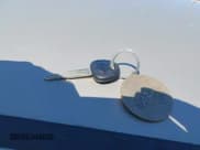 ✅ 2006 Hyundai Elantra GLS • VIN: KMHDN46D16U373923 • Lot: 42632039. Wystawiony na IAAI z przebiegiem 215 766 mil. Bezpłatny archiwum sprzedaży aukcyjnych z USA i szczegółowy raport historii pojazdu na DreamBid. Zdjęcie 11.