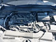 ✅ 2022 Toyota Corolla SE • VIN: 5YFS4MCE2NP125655 • Lot: 42692235. Wystawiony na IAAI z przebiegiem 59 853 mil. Bezpłatny archiwum sprzedaży aukcyjnych z USA i szczegółowy raport historii pojazdu na DreamBid. Zdjęcie 10.