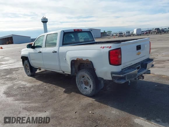 ✅ 2017 Chevrolet Silverado 2500HD Work Truck • VIN: 1GC1KUEYXHF225748 • Lot: 42691810. Listed on IAAI with 119,151 mi. Free auction sales archive from the USA and detailed vehicle history report at DreamBid. Image 3.