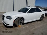 ✅ 2021 Chrysler 300 S • VIN: 2C3CCABG2MH529170 • Лот: 65290625. Опубликован ранее на Copart с пробегом 79 798 миль. Бесплатный доступ к архиву аукционных продаж из США и подробный отчёт об истории автомобиля на DreamBid. Изображение 1.