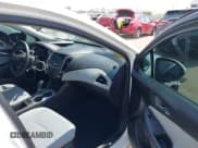 ✅ 2019 Chevrolet Cruze LS • VIN: 1G1BC5SM1K7110801 • Lot: 43252138. Listed on IAAI with 126,551 mi. Free auction sales archive from the USA and detailed vehicle history report at DreamBid. Image 5.