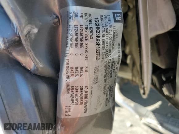 ✅ 2008 Chevrolet Silverado 2500HD Work Truck • VIN: 1GCHK23KX8F132780 • Lot: 73304354. Wystawiony na Copart z przebiegiem 122 692 mil. Bezpłatny archiwum sprzedaży aukcyjnych z USA i szczegółowy raport historii pojazdu na DreamBid. Zdjęcie 13.