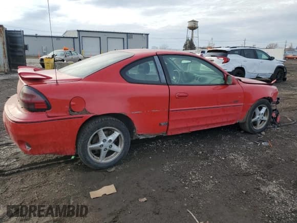 ✅ 1999 Pontiac Grand Am GT • VIN: 1G2NW12E4XM768218 • Lot: 70872425. Wystawiony na Copart z przebiegiem 144 329 mil. Bezpłatny archiwum sprzedaży aukcyjnych z USA i szczegółowy raport historii pojazdu na DreamBid. Zdjęcie 3.