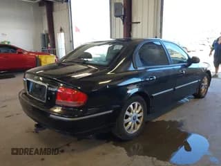 ✅ 2004 Hyundai Sonata GLS • VIN: KMHWF35H94A960258 • Lot: 42828472. Listed on IAAI with 174,356 mi. Free auction sales archive from the USA and detailed vehicle history report at DreamBid. Image 4.