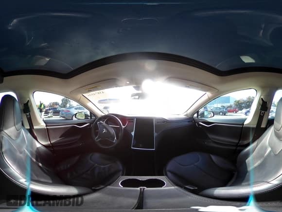 ✅ 2013 Tesla Model S • VIN: 5YJSA1DN7DFP13423 • Lot: 43874538. Wystawiony na IAAI z przebiegiem 105 309 mil. Bezpłatny archiwum sprzedaży aukcyjnych z USA i szczegółowy raport historii pojazdu na DreamBid. Zdjęcie 20.