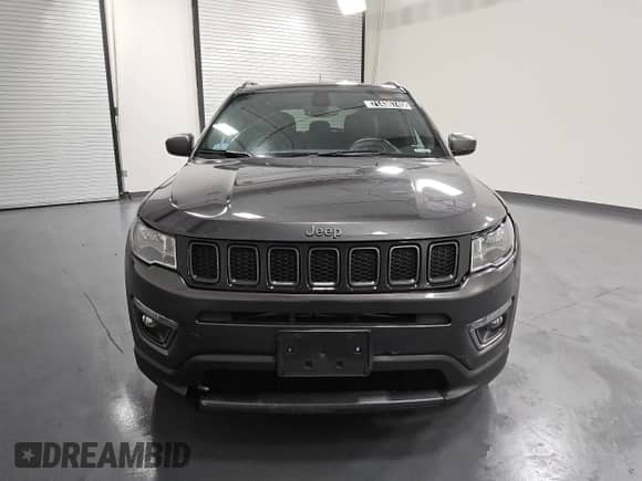 2021 Jeep Compass 80th Anniversary z VIN 3C4NJDEB4MT561704, wystawiony jako Copart lot #71436745 z przebiegiem 58 524 mil mil oraz Czysty tytuł • Clean title. Historia ofert i sprzedaży dostępna na DreamBid. Obrazek 5.