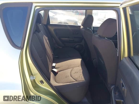 ✅ 2013 Kia Soul • VIN: KNDJT2A59D7575602 • Lot: 43005121. Wystawiony na IAAI z przebiegiem 123 937 mil. Bezpłatny archiwum sprzedaży aukcyjnych z USA i szczegółowy raport historii pojazdu na DreamBid. Zdjęcie 8.