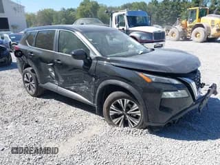 ✅ 2023 Nissan Rogue SV • VIN: JN8BT3BB5PW195332 • Lot: 43253166. Wystawiony na IAAI z przebiegiem 64 184 mil. Bezpłatny archiwum sprzedaży aukcyjnych z USA i szczegółowy raport historii pojazdu na DreamBid. Zdjęcie 1.