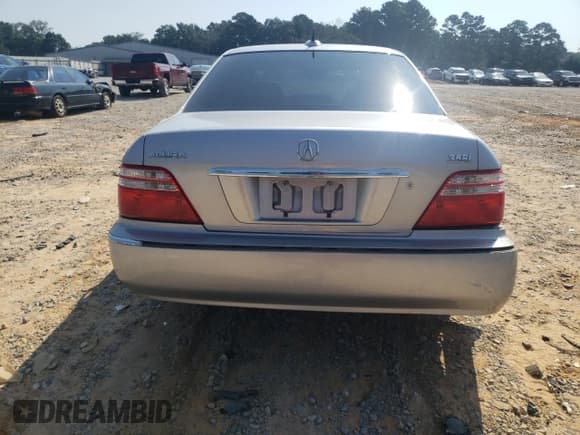 ✅ 2004 Acura RL w/Navigation System • VIN: JH4KA96624C006553 • Lot: 80473275. Wystawiony na Copart z przebiegiem 135 494 mil. Bezpłatny archiwum sprzedaży aukcyjnych z USA i szczegółowy raport historii pojazdu na DreamBid. Zdjęcie 6.