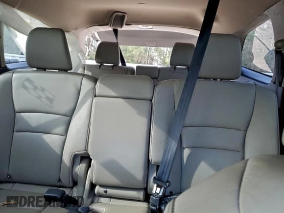 ✅ 2019 Honda Pilot Touring 8-Passenger • VIN: 5FNYF5H97KB021983 • Lot: 96226905. Wystawiony na Copart z przebiegiem 62 259 mil. Bezpłatny archiwum sprzedaży aukcyjnych z USA i szczegółowy raport historii pojazdu na DreamBid. Zdjęcie 10.