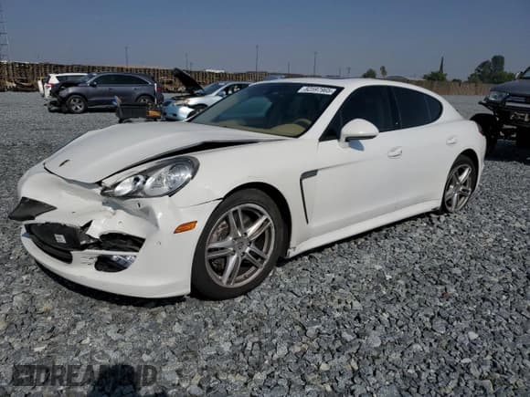 ✅ 2011 Porsche Panamera • VIN: WP0AA2A73BL020592 • Лот: 82597965. Опубликован ранее на Copart с пробегом 57 946 миль. Бесплатный доступ к архиву аукционных продаж из США и подробный отчёт об истории автомобиля на DreamBid. Изображение 1.