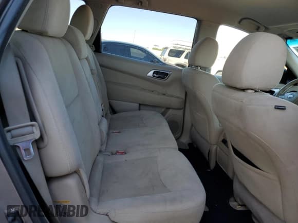 ✅ 2014 Nissan Pathfinder S • VIN: 5N1AR2MN2EC706481 • Lot: 85419195. Wystawiony na Copart z przebiegiem 118 860 mil. Bezpłatny archiwum sprzedaży aukcyjnych z USA i szczegółowy raport historii pojazdu na DreamBid. Zdjęcie 11.