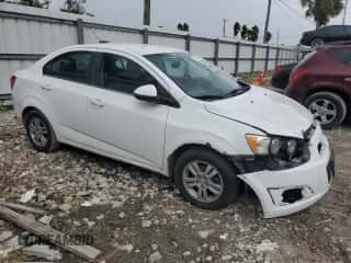 2015 Chevrolet Sonic LT с VIN 1G1JC5SH9F4195151, выставлен на аукционе Copart как лот 72985224 с пробегом 86 849 миль миль и Списание • Salvage title. История ставок и продаж доступна на DreamBid. Изображение 4.