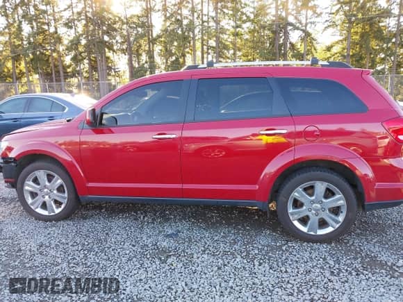 2013 Dodge Journey R/T z VIN 3C4PDDFG9DT663171, wystawiony jako IAAI lot #43388513 z przebiegiem 79 516 mil mil oraz . Historia ofert i sprzedaży dostępna na DreamBid. Obrazek 15.