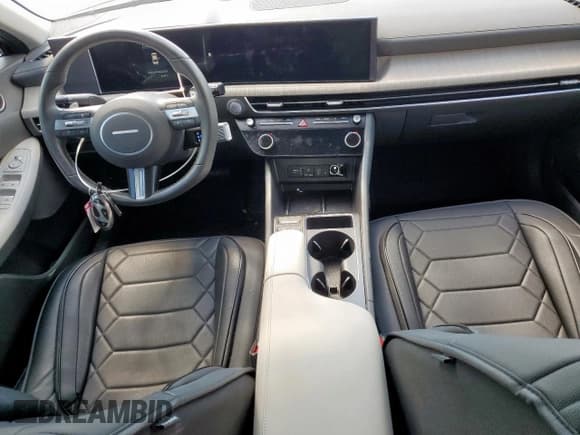 ✅ 2024 Hyundai Sonata SEL • VIN: KMHL34JJ2RA099863 • Lot: 84021215. Listed on Copart with 8,797 mi. Free auction sales archive from the USA and detailed vehicle history report at DreamBid. Image 8.