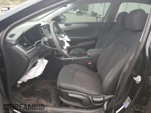 ✅ 2019 Hyundai Sonata SE • VIN: 5NPE24AF0KH731849 • Лот: 46371503. Опубликован ранее на Copart с пробегом 82 579 миль. Бесплатный доступ к архиву аукционных продаж из США и подробный отчёт об истории автомобиля на DreamBid. Изображение 7.