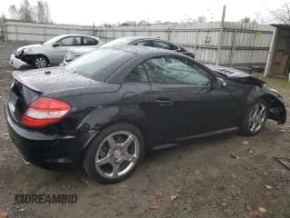✅ 2007 Mercedes-Benz SLK 350 • VIN: WDBWK56F87F145077 • Лот: 76278914. Опубликован ранее на Copart с пробегом 122 222 миль. Бесплатный доступ к архиву аукционных продаж из США и подробный отчёт об истории автомобиля на DreamBid. Изображение 3.