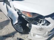 ✅ 2013 Ford C-Max SE • VIN: 1FADP5AU5DL513086 • Lot: 43157249. Wystawiony na IAAI z przebiegiem 193 727 mil. Bezpłatny archiwum sprzedaży aukcyjnych z USA i szczegółowy raport historii pojazdu na DreamBid. Zdjęcie 6.