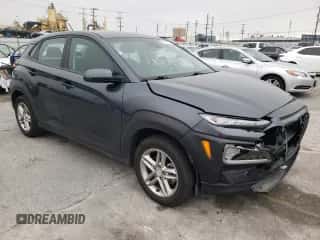 2020 Hyundai Kona SE с VIN KM8K12AA0LU544614, выставлен на аукционе Copart как лот 53671073 с пробегом 79 895 миль миль и . История ставок и продаж доступна на DreamBid. Изображение 4.