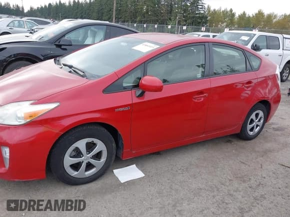 ✅ 2013 Toyota Prius Three • VIN: JTDKN3DUXD5641917 • Lot: 43461415. Listed on IAAI with 198,518 mi. Free auction sales archive from the USA and detailed vehicle history report at DreamBid. Image 14.
