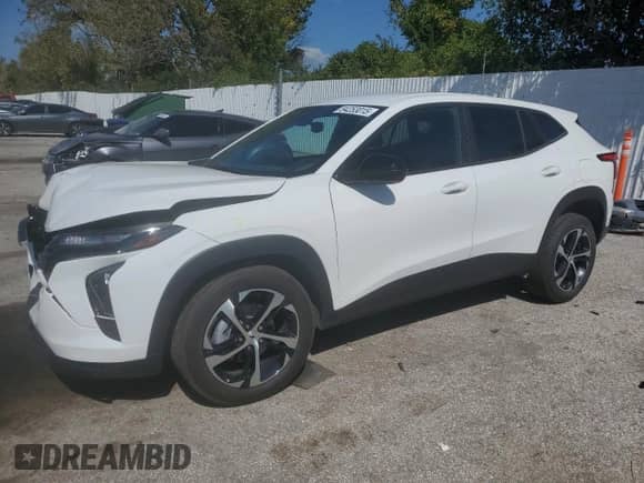 2025 Chevrolet Trax 1RS с VIN KL77LGEP9SC156914, выставлен на аукционе Copart как лот 84253015 с пробегом 6 925 миль миль и Списание • Salvage title. История ставок и продаж доступна на DreamBid. Изображение 1.
