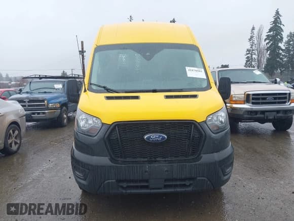 ✅ 2021 Ford Transit Cargo • VIN: 1FTBR1X81MKA25211 • Lot: 41870503. Listed on IAAI with 62,497 mi. Free auction sales archive from the USA and detailed vehicle history report at DreamBid. Image 13.