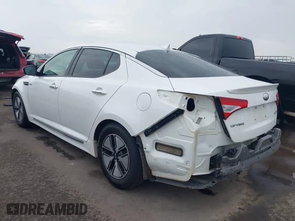 ✅ 2013 Kia Optima LX • VIN: KNAGM4AD8D5042059 • Lot: 43422191. Wystawiony na IAAI z przebiegiem 209 890 mil. Bezpłatny archiwum sprzedaży aukcyjnych z USA i szczegółowy raport historii pojazdu na DreamBid. Zdjęcie 6.