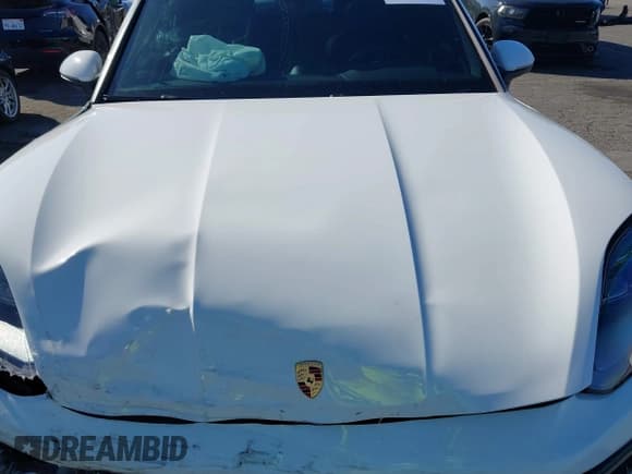 ✅ 2024 Porsche Cayenne S E-Hybrid • VIN: WP1AN2AY3RDA40230 • Lot: 43501413. Listed on IAAI with 16,614 mi. Free auction sales archive from the USA and detailed vehicle history report at DreamBid. Image 10.