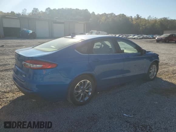 ✅ 2020 Ford Fusion SE • VIN: 3FA6P0HD5LR103647 • Лот: 86297695. Опубликован ранее на Copart с пробегом 78 553 миль. Бесплатный доступ к архиву аукционных продаж из США и подробный отчёт об истории автомобиля на DreamBid. Изображение 3.