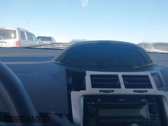 ✅ 2010 Toyota Yaris • VIN: JTDKT4K34A5318562 • Lot: 42690405. Wystawiony na IAAI z przebiegiem Nie podano. Bezpłatny archiwum sprzedaży aukcyjnych z USA i szczegółowy raport historii pojazdu na DreamBid. Zdjęcie 7.