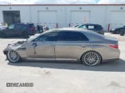 ✅ 2021 Genesis G90 Ultimate • VIN: KMTF54PH2MU084773 • Lot: 43041703. Wystawiony na IAAI z przebiegiem Nie podano. Bezpłatny archiwum sprzedaży aukcyjnych z USA i szczegółowy raport historii pojazdu na DreamBid. Zdjęcie 14.