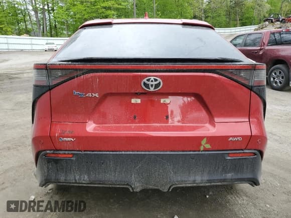 ✅ 2025 Toyota bZ4X XLE • VIN: JTMABACA3SA092100 • Lot: 57491055. Listed on Copart with 326 mi. Free auction sales archive from the USA and detailed vehicle history report at DreamBid. Image 6.