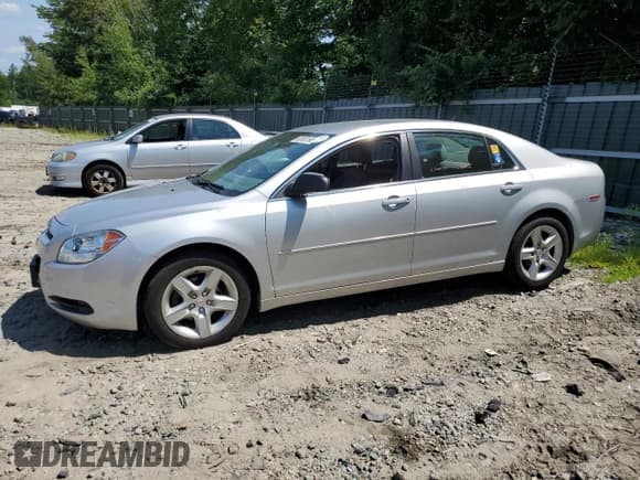 ✅ 2010 Chevrolet Malibu 1LS • VIN: 1G1ZB5EB6AF218704 • Lot: 63960154. Listed on Copart with 79,798 mi. Free auction sales archive from the USA and detailed vehicle history report at DreamBid. Image 1.