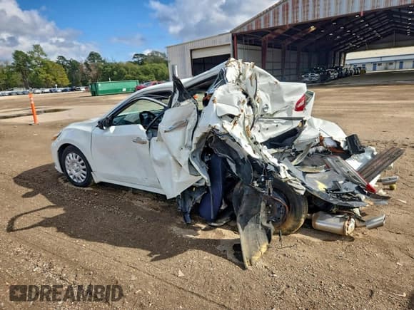 ✅ 2018 Nissan Altima S • VIN: 1N4AL3AP9JC225953 • Lot: 92174995. Wystawiony na Copart z przebiegiem 115 069 mil. Bezpłatny archiwum sprzedaży aukcyjnych z USA i szczegółowy raport historii pojazdu na DreamBid. Zdjęcie 2.