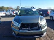 ✅ 2015 Toyota Highlander Limited Platinum • VIN: 5TDDKRFH0FS084873 • Lot: 43776554. Listed on IAAI with 100,105 mi. Free auction sales archive from the USA and detailed vehicle history report at DreamBid. Image 12.