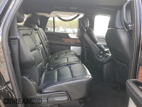 ✅ 2021 Lincoln Navigator Reserve • VIN: 5LMJJ3LT3MEL20648 • Lot: 62119655. Listed on Copart with 47,075 mi. Free auction sales archive from the USA and detailed vehicle history report at DreamBid. Image 11.