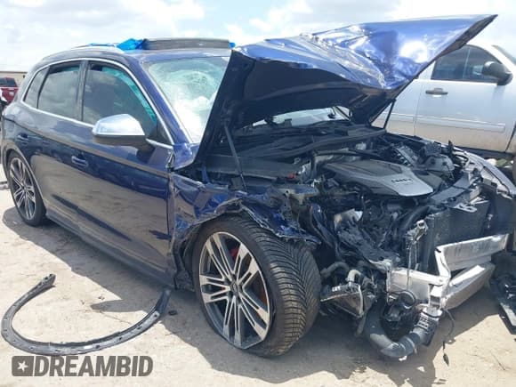 ✅ 2018 Audi SQ5 Prestige • VIN: WA1C4AFY0J2021161 • Лот: 42427823. Опубликован ранее на IAAI с пробегом 97 188 миль. Бесплатный доступ к архиву аукционных продаж из США и подробный отчёт об истории автомобиля на DreamBid. Изображение 1.