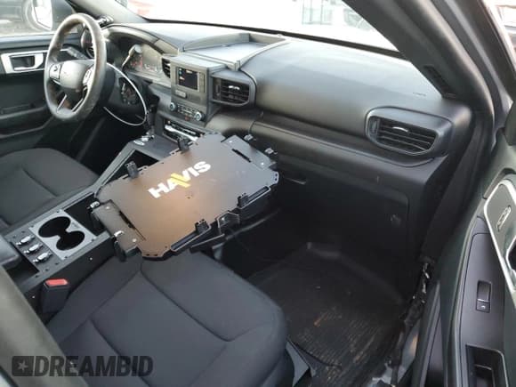 ✅ 2023 Ford Police Interceptor Utility • VIN: 1FM5K8AC6PGA17180 • Лот: 84434374. Опубликован ранее на Copart с пробегом 6 512 миль. Бесплатный доступ к архиву аукционных продаж из США и подробный отчёт об истории автомобиля на DreamBid. Изображение 8.