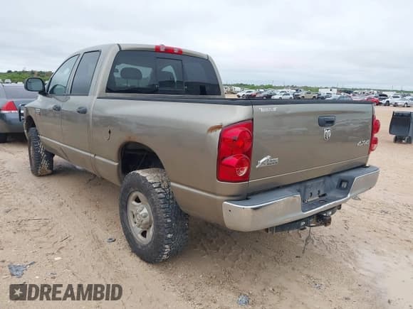 ✅ 2009 Dodge 2500 SLT • VIN: 3D7KS28T19G551727 • Лот: 42206638. Опубликован ранее на IAAI с пробегом 237 005 миль. Бесплатный доступ к архиву аукционных продаж из США и подробный отчёт об истории автомобиля на DreamBid. Изображение 3.