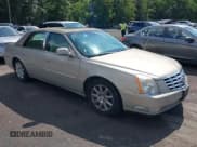 ✅ 2009 Cadillac DTS 1SA • VIN: 1G6KD57Y59U132055 • Lot: 42745799. Wystawiony na IAAI z przebiegiem 161 560 mil. Bezpłatny archiwum sprzedaży aukcyjnych z USA i szczegółowy raport historii pojazdu na DreamBid. Zdjęcie 1.